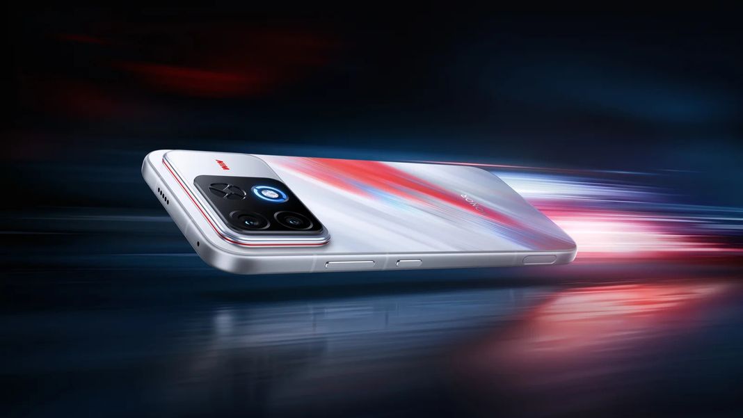 Смартфоны с аккумуляторами планшетов: представлена серия Honor WIN 2 