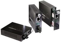 Медиаконвертер PLANET FST-802