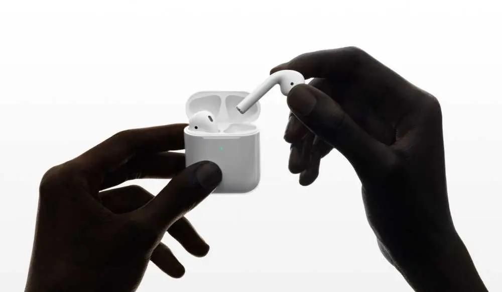Apple AirPods with Wireless Charging Case Bluetooth mrxj2ru a 1134208