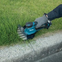 Ножницы для травы Makita UM600DZ