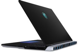 Ноутбук игровой MSI Titan 18 HX A2WJ-1049RU, 18", IPS, Intel Core Ultra 9 290HX Plus, 24-ядерный, 64ГБ DDR5, 2ТБ SSD, NVIDIA GeForce RTX 5090 для ноутбуков - 24 ГБ, черный