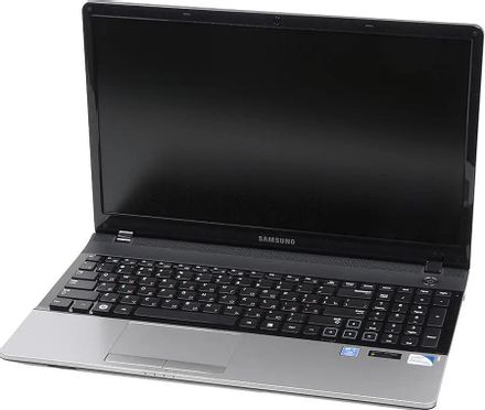 Ноутбук Samsung NP300E7Z-S02 17.3", Intel Pentium B950 2.1ГГц, 2-ядерный, 2ГБ DDR3, 500ГБ,  NVIDIA GeForce  GT 520MX - 1 ГБ, FreeDOS, серебристый [np300e7z-s02ru]