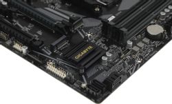 Материнская плата Gigabyte B550M DS3H AC R2