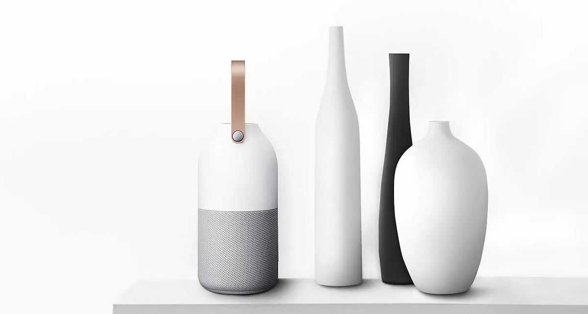 Samsung bottle design speaker top