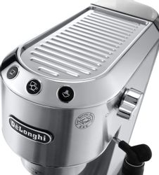 Кофеварка DeLonghi EC685.M, серебристый /черный