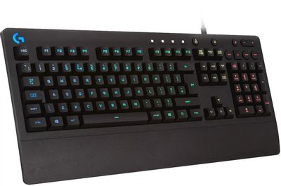 Клавиатура Logitech G213 Prodigy RGB,  USB, c подставкой для запястий, черный [920-008092]