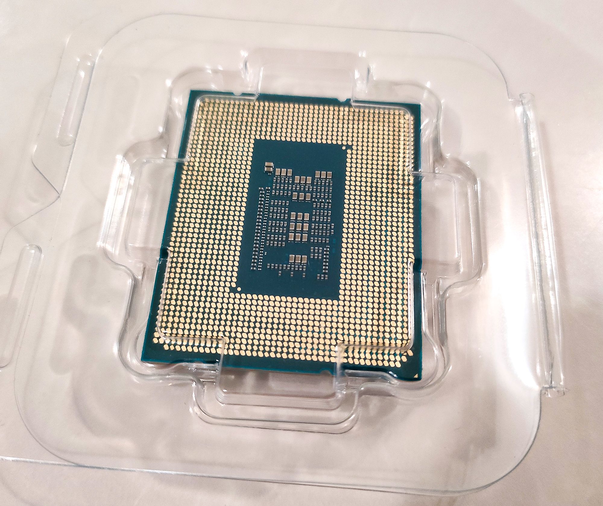 Обзор процессора Intel Core i3 12100F (SRL63) OEM – обзор товара ...