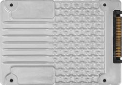1.92ТБ SSD накопитель Intel D5 P5530 SSDPF2KX019XZN1 2.5"