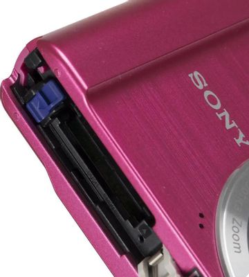 Цифровой компактный фотоаппарат Sony Cyber-shot DSC-W810, розовый