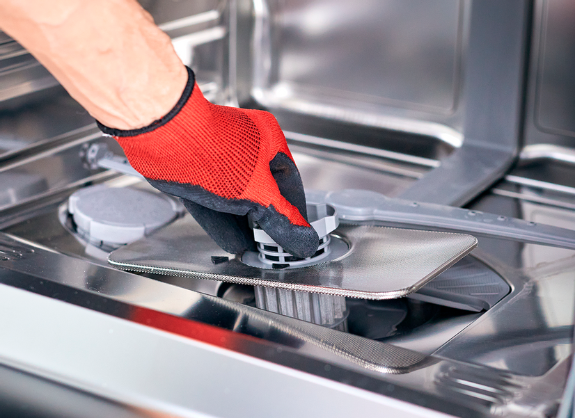 Посудомоечная машина не сливает воду: как это исправить