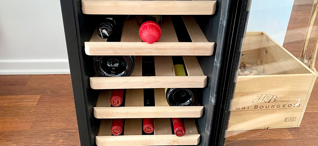 Достать и выпить: почему холодильник и кладовка никогда не заменят винный шкаф? 