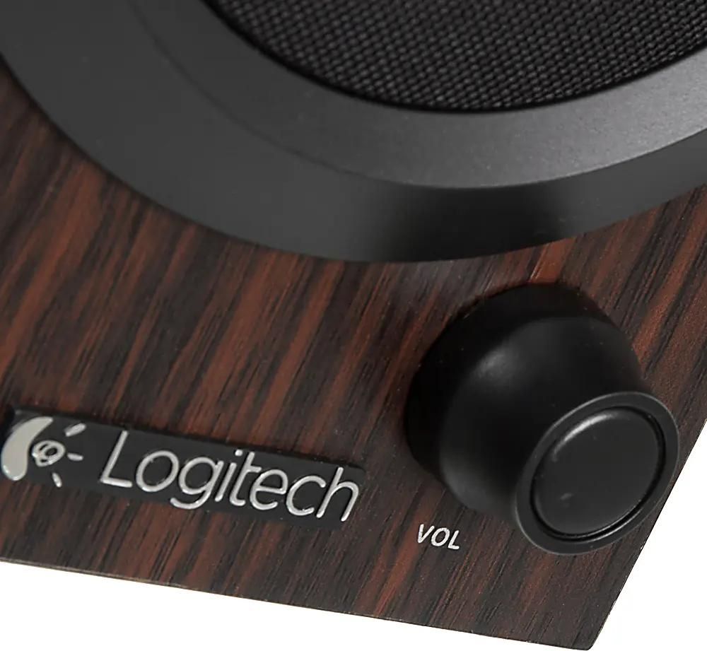 Logitech z 240 top