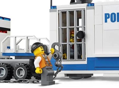 Lego police truck 60139 new arrivals