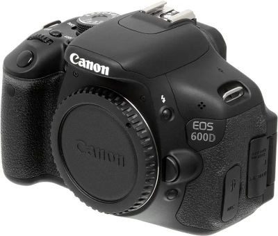 Canon 600d review sale
