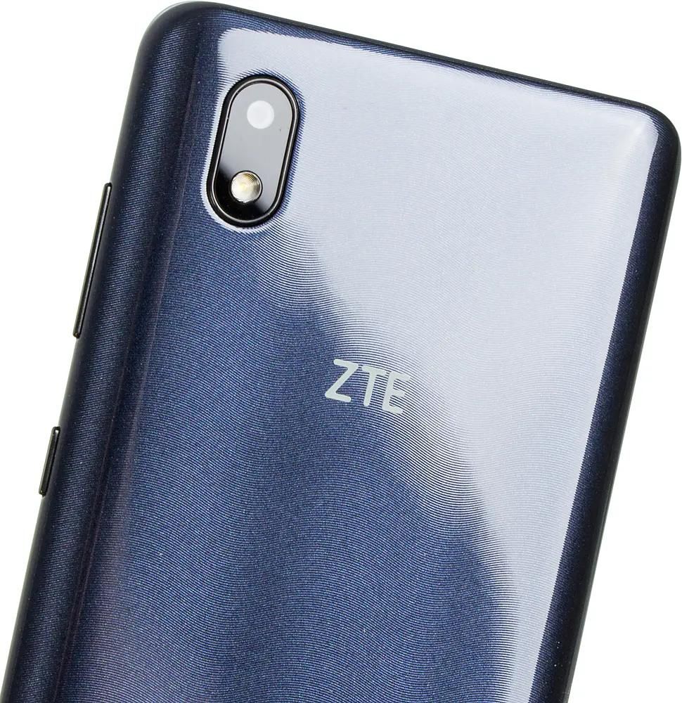 Смартфон ZTE Blade A3 2020 NFC 32Gb, темно-серый – купить в Ситилинк |  1384759