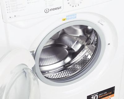 Стиральная машина суперузкая Indesit IWUC 4105, с фронтальной загрузкой ...