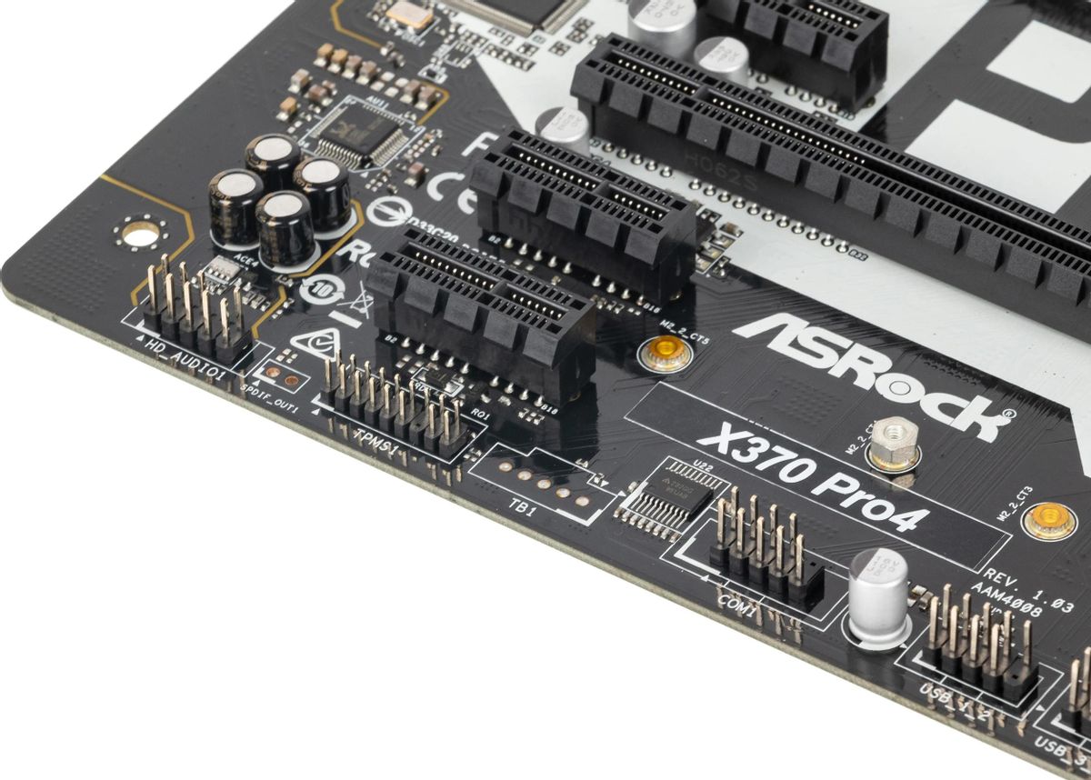 ASROCK X370 PRO4 SocketAM4 AMD X370 ATX Ret 1384515