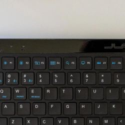 Клавиатура JLAB Jbuds KJBUDSKEYRBLK4, беспроводная,  ножничная, заводское нанесение кириллицы, черный
