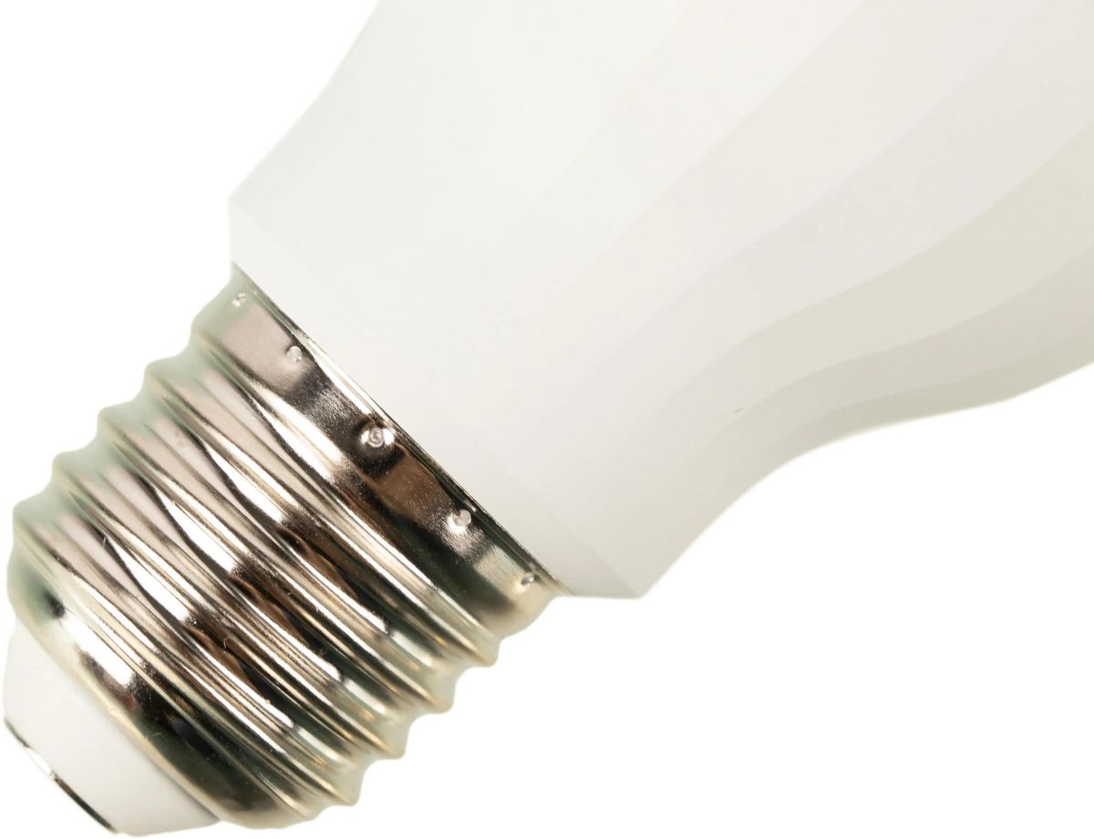 Bombilla Inteligente XIAOMI Mi LED Smart Bulb Essential GPX4021GL - E27 ·  9W · 950 Lúmenes · WiFi