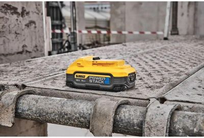 DeWALT XR 18 5 Li Ion dcbp518 xj 2000053