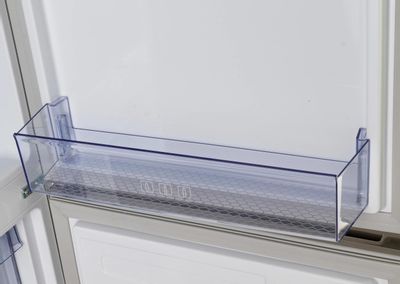 Холодильник двухкамерный Beko RCSK270M20S серебристый – купить в ...