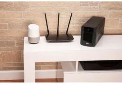 ИБП APC Easy-UPS BVX900LI