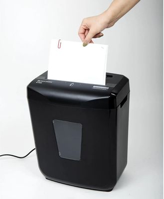 Уничтожитель бумаг BRAUBERG 818M, P-5, 3х10 мм, 8 лист. одновременно ...