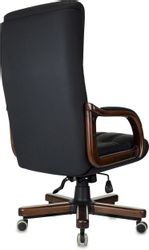 Кресло руководителя Бюрократ T-9932Walnut, кожа, до 150кг, черный