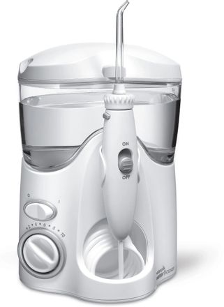 Ирригатор WATERPIK WP-100ЕU цвет:белый