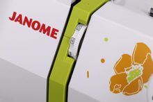 Швейная машина Janome Excellent Stitch 15A, белый