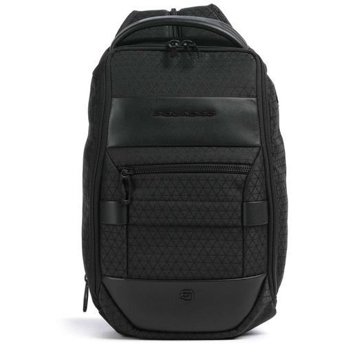 Рюкзак слинг Piquadro Hex CA6826W139/N черный полиэстер