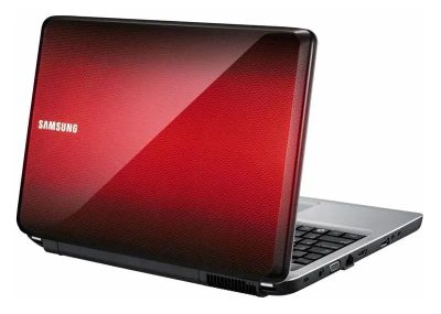 Ноутбук Samsung NP-R730-JA03 NP-R730-JA03RU, 17.3", Intel Pentium Dual-Core T4400 2.2ГГц, 2-ядерный, 3ГБ 320ГБ,  Intel GMA  4500M, Windows 7 Home Basic, красный