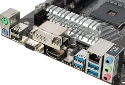ASROCK A320M PRO4 F SocketAM4 AMD A320 mATX Ret 1477992