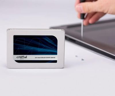 SSD накопитель Crucial MX500 CT1000MX500SSD1 1ТБ, 2.5, SATA III, SATA –  купить в Ситилинк | 1825050