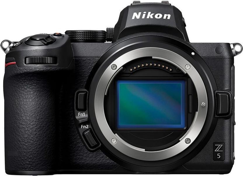 Беззеркальный фотоаппарат Nikon Z 5 body,  черный [voa040ae]