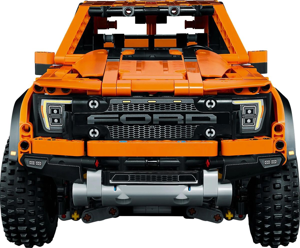 Обзор товара конструктор Lego Technic Ford F-150 Raptor, 42126 (1608794) в  интернет-магазине СИТИЛИНК