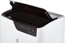 Кондиционер мобильный Electrolux Bliss Art EACM-09 GT/N6 белый