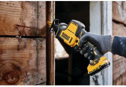 Сабельная пила DeWALT DCS312N-XJ, аккумуляторная