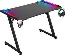 Изображение товара Игровой стол Defender Jupiter RGB для геймеров черный Изображение товара Игровой стол Defender Jupiter RGB для геймеров черный