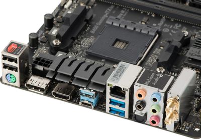 ASRock B450 GAMING ITX AC SocketAM4 AMD B450 mini ITX Ret 1446956