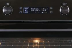 Духовой шкаф электрический MBS DE-654BL,  80л,  черный