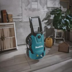 Мойка высокого давления Makita HW1200