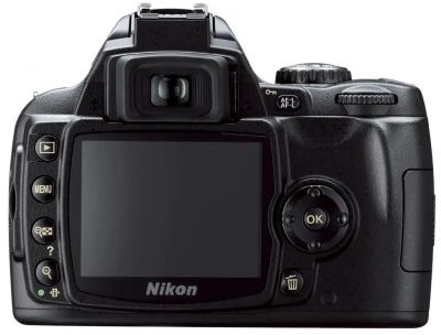 Зеркальный фотоаппарат Nikon D40 kit ( AF-S DX Zoom-Nikkor 18-55mm