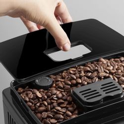 Кофемашина автоматическая DeLonghi Magnifica S ECAM22.114.B, черный