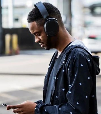 SteelSeries Arctis 3 2019 Bluetooth 61509 1103542