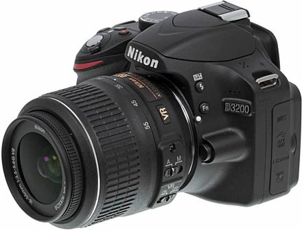 Зеркальный фотоаппарат Nikon D3200 kit ( AF-S DX NIKKOR 18-55mm f/3.5 - f/5.6G VR), черный