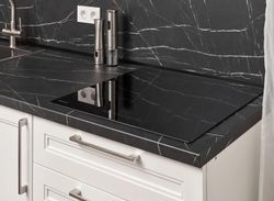 Индукционная варочная поверхность WEISSGAUFF HI 632 BSC, стеклокерамика, черный