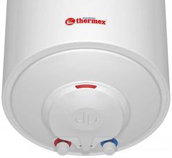 Водонагреватель Thermex Champion TitaniumHeat 60 V Slim, накопительный, 1.5кВт, 60л, белый
