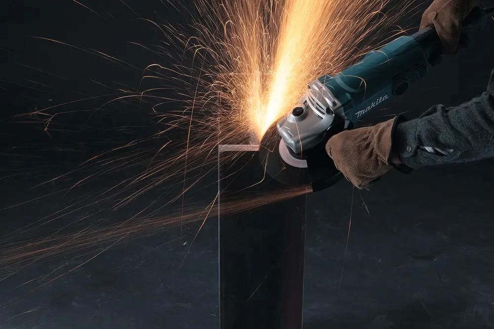 Makita ga7050 deals