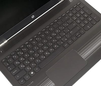 HP Pavilion 15 au021ur 15.6